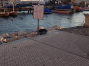  بالصور: الشرطة تغلق مقطعاً واسعاً من ميناء يافا لمعالجة جسم مشبوه 